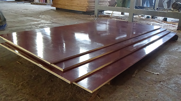 工地用的模板多少钱一张？