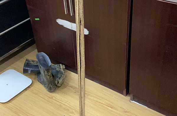 人工排板缺陷 人工排板缺陷